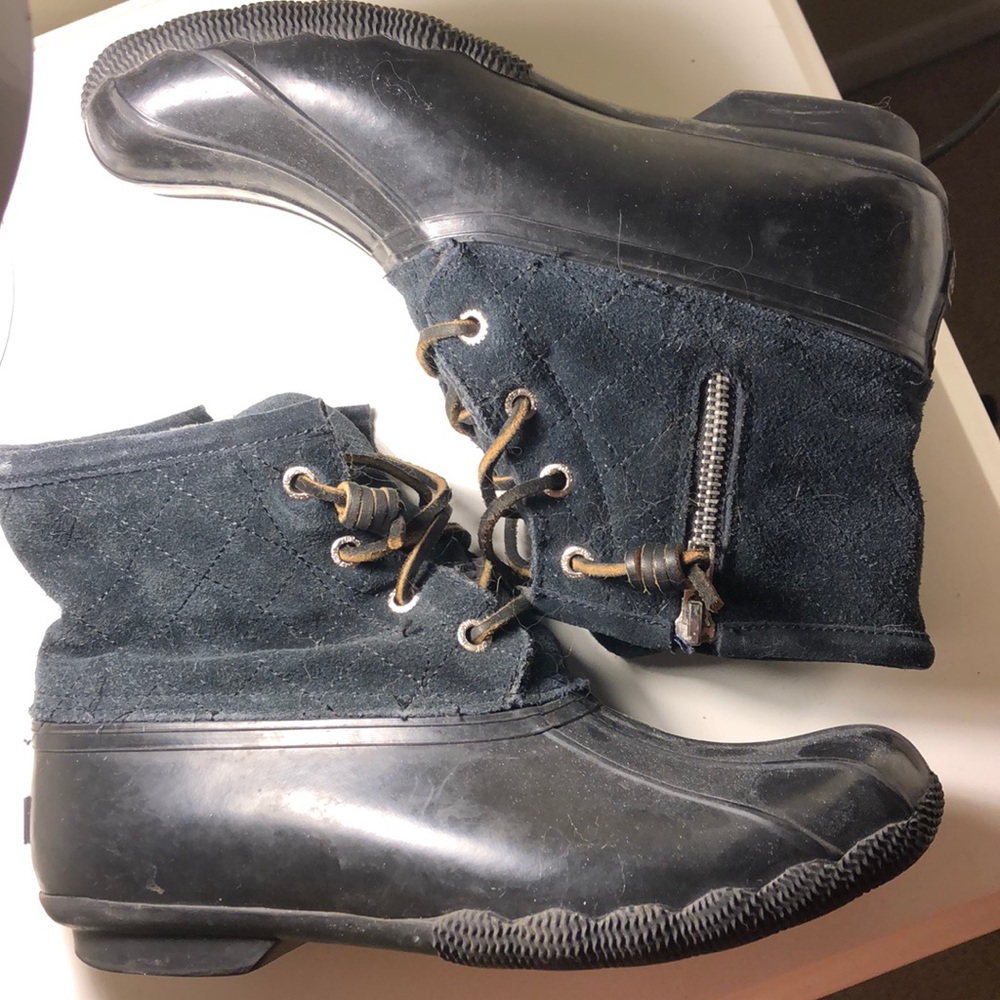 Sperry black suede/rubber zip up duck boots